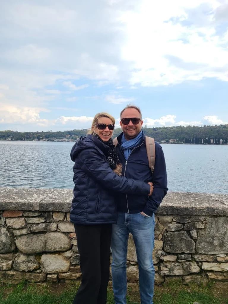 Kathrin and Sascha, founders of Mānuka Cure